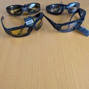 Black and Yellow Protective Glasses Set